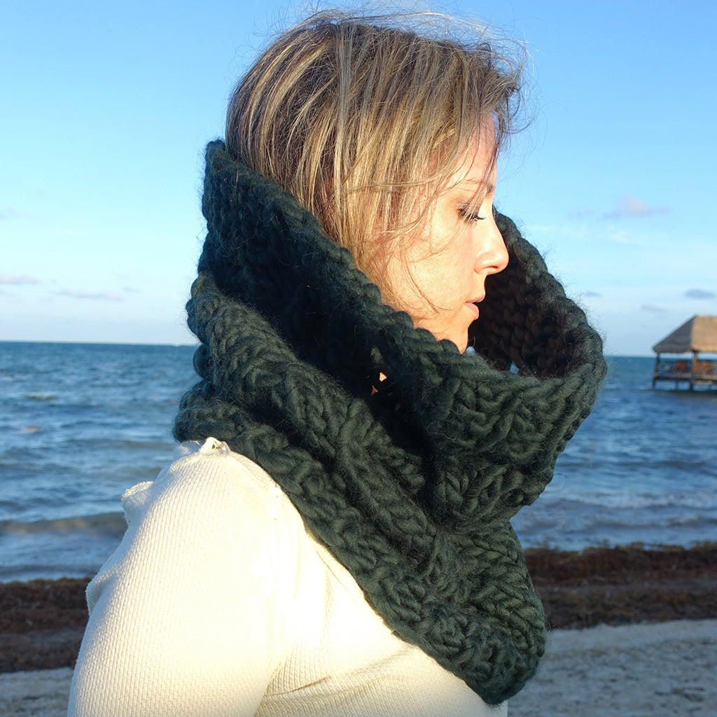 cowlicious {knitting pattern}-knitting pattern-The Crafty Jackalope