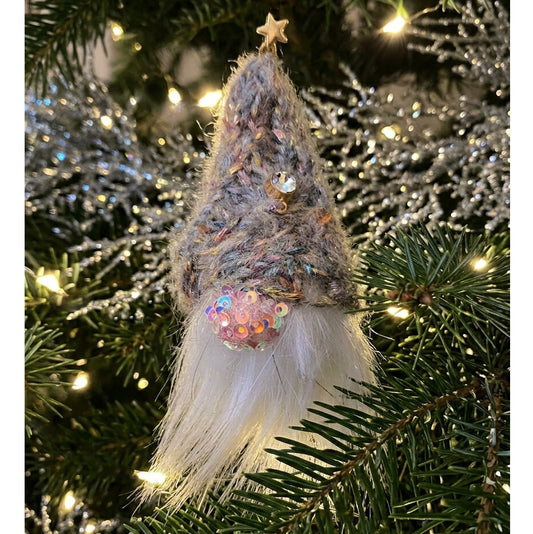 Pompom Gnomes w/ Sparkly Hats: SINGLES {knit kit}