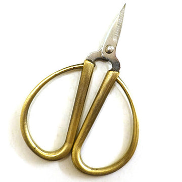 petites scissors ~ gold - The Crafty Jackalope - 1