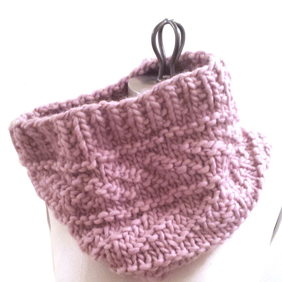 love wool guernsey cowl {knitting pattern}-knitting pattern-The Crafty Jackalope