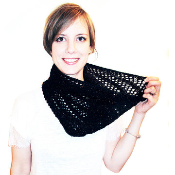 magpie darling cowl {knitting pattern}-knitting pattern-The Crafty Jackalope