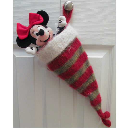 mini christmas stocking (knitting/felting pattern}-knitting pattern-The Crafty Jackalope