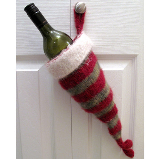 mini christmas stocking (knitting/felting pattern}-knitting pattern-The Crafty Jackalope