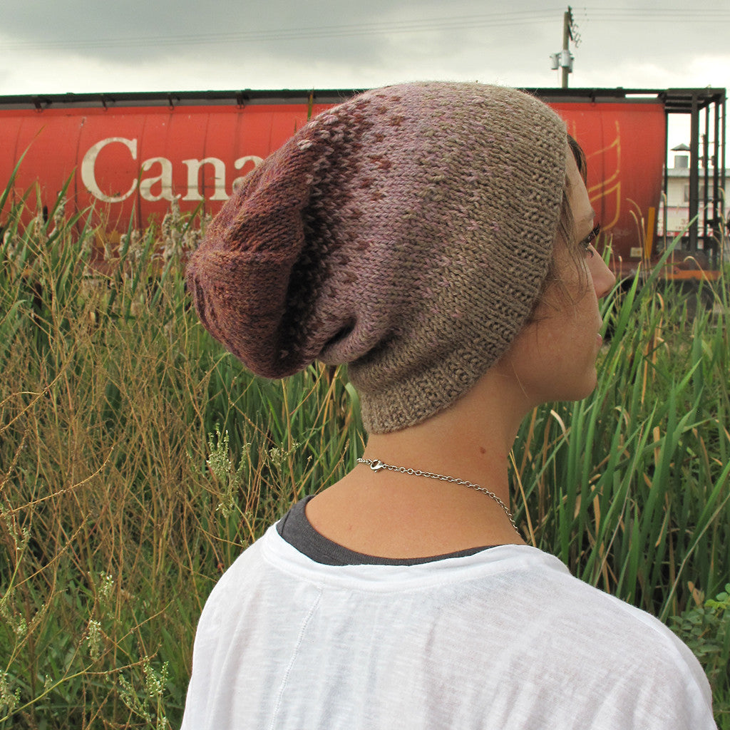 ombré slouchy hat {knitting pattern}-knitting pattern-The Crafty Jackalope